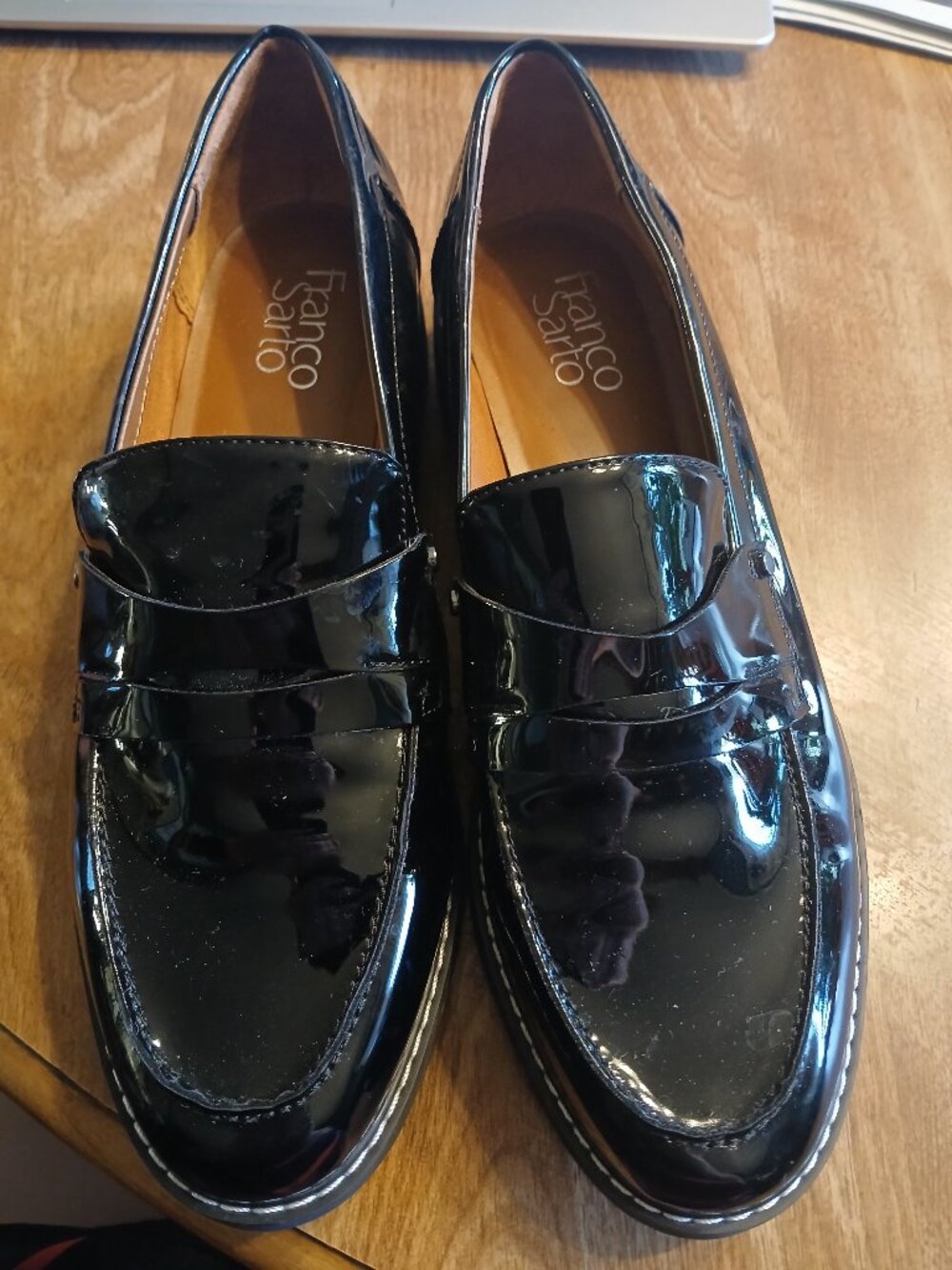 Franco Sarto women's shiny black loafers Size 8.5 Medium